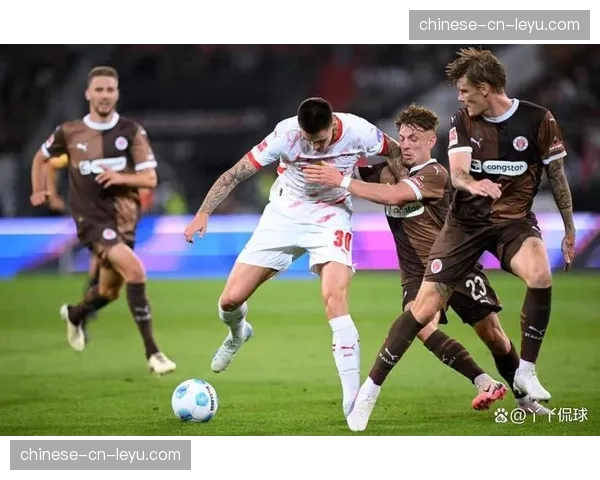 专栏：欧冠席位争夺白热化，解析莱比锡、法兰克福等队三月战术趋同化现象